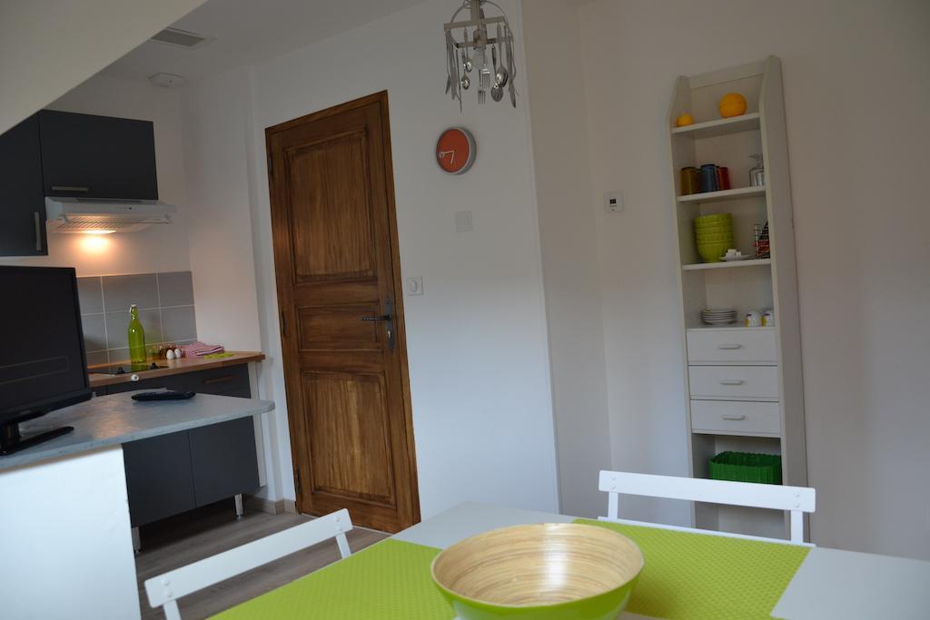 Mere Elvira Lourdes Habitación foto